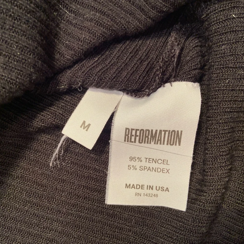 Reformation Ribbed Black Turtleneck,‎ cropped, long sleeve, size Medium